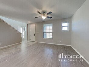 5911 Pleasanton Pkwy in Pflugerville, TX - Building Photo - Building Photo