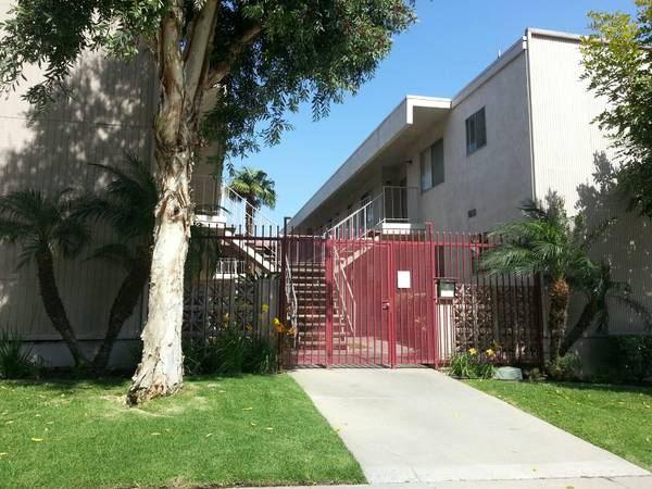 San Miguel Apartments in Whittier, CA - Building Photo