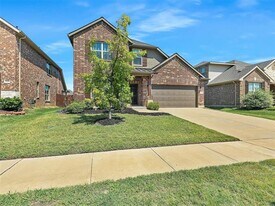2613 Sunstar Dr in Little Elm, TX - Building Photo