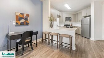 810 W St Johns Ave in Austin, TX - Building Photo