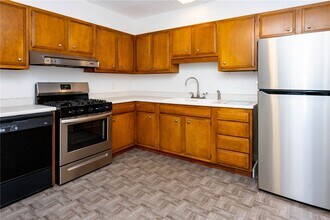 36 Brendan Cir in Henrietta, NY - Building Photo - Building Photo