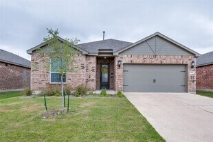 925 Emerson Dr in Anna, TX - Building Photo