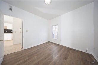 222 Howard Ave, Unit B in New Haven, CT - Foto de edificio - Building Photo