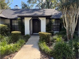 491 Blue Bird St in Apopka, FL - Building Photo