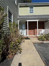 62 Memorial Blvd in Newport, RI - Building Photo - Building Photo