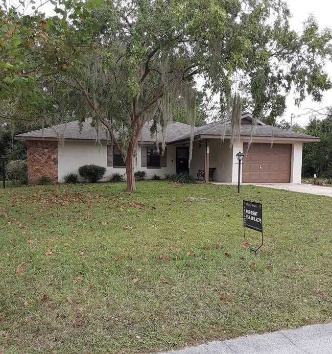 property at 805 Hemlock St