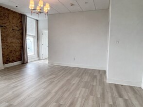 201 E Lafayette St in Jackson, TN - Building Photo - Building Photo