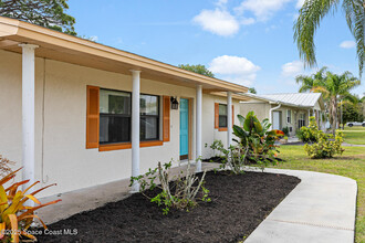 623 Hillcrest Ave in Titusville, FL - Building Photo - Building Photo