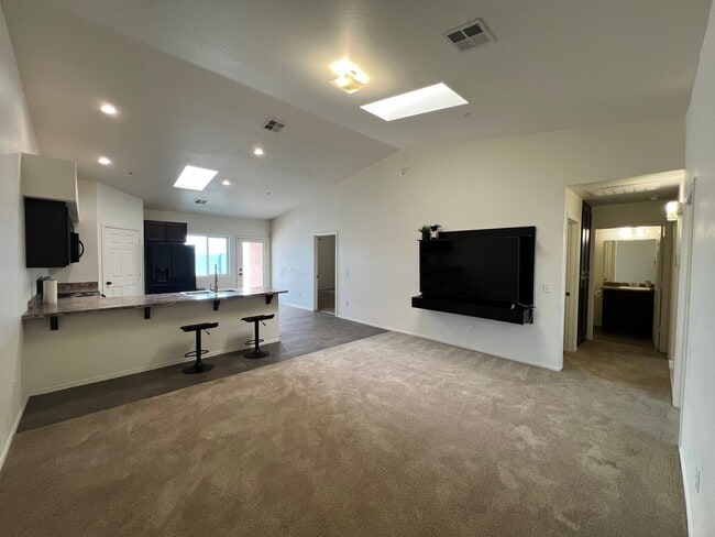 3743 S Desert Sky Dr in Yuma, AZ - Building Photo - Building Photo
