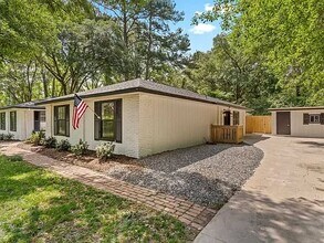 3333 Meadow Hill Rd in Tallahassee, FL - Building Photo - Building Photo