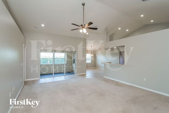 2530 Pine Valley Dr in Lakeland, FL - Building Photo - Building Photo