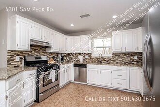 4301 Sam Peck Rd in Little Rock, AR - Building Photo - Building Photo