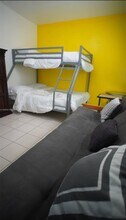 935 SW 11th Ave in Miami, FL - Building Photo - Building Photo
