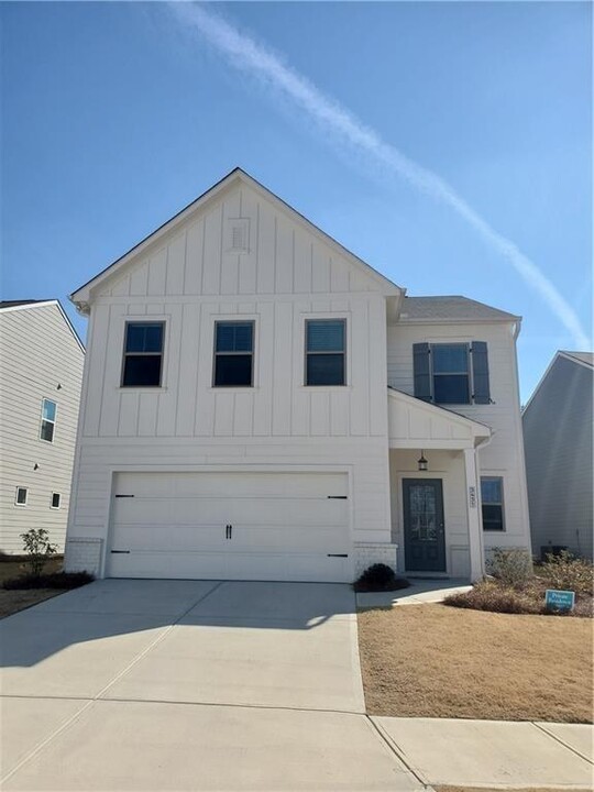 3431 Tea Olive Dr in Buford, GA - Foto de edificio