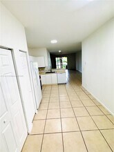 3845 Tree Top Dr in Weston, FL - Building Photo - Building Photo