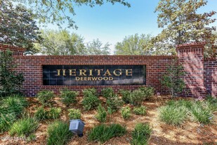 10901 Burnt Mill Rd in Jacksonville, FL - Building Photo