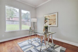 10140 Brimfield Dr in Austin, TX - Building Photo - Building Photo