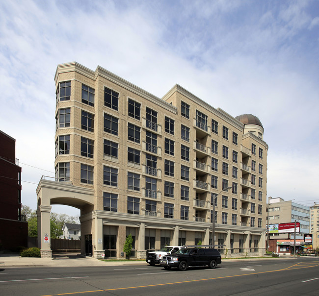 1 Glen Park Ave in Toronto, ON - Building Photo - Building Photo