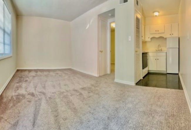 220 Whitehall Rd, Unit 1