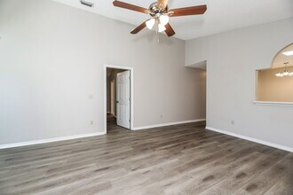 2847 Lantana Lakes Dr W in Jacksonville, FL - Building Photo - Building Photo