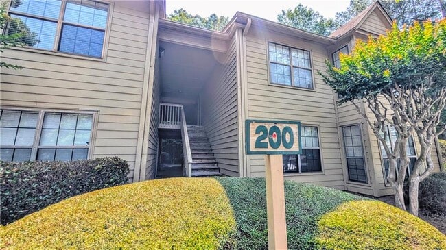 2235 Old Hamilton Pl in Gainesville, GA - Building Photo - Building Photo