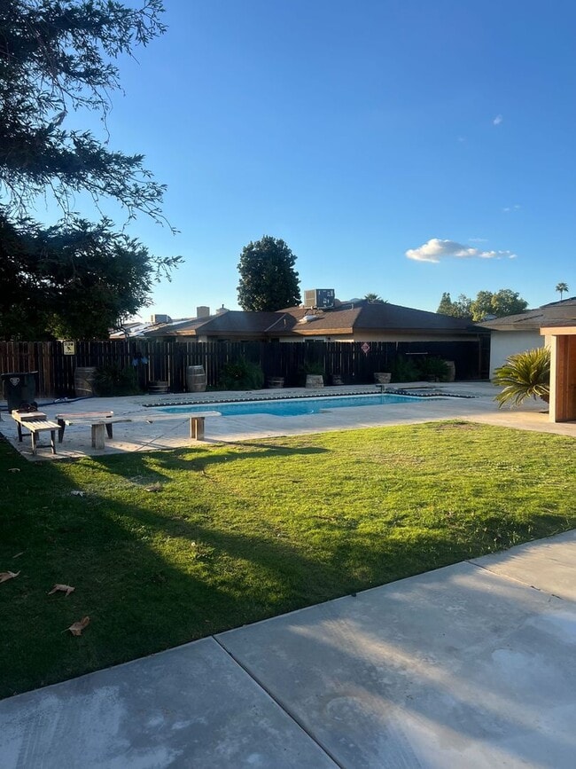 4501 Glengary Pl in Bakersfield, CA - Building Photo - Building Photo