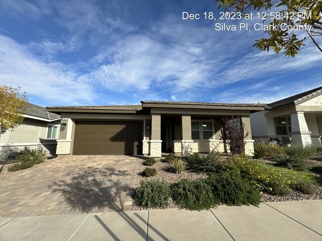 property at 343 Silva Pl