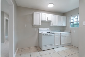 3410 Elizabeth St NW in Huntsville, AL - Building Photo - Building Photo