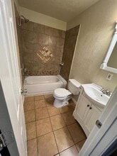 102 Wayne St in Sanger, TX - Building Photo - Building Photo