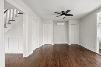 769 Watertown Rd in Middlebury, CT - Foto de edificio - Building Photo