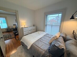 25 Meacham St in Somerville, MA - Foto de edificio - Building Photo