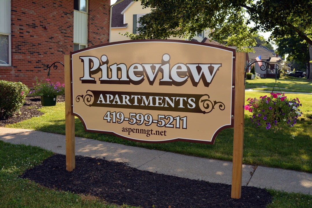 PineView Apartments Photo