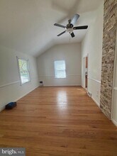1240 Kensington Rd in McLean, VA - Foto de edificio - Building Photo