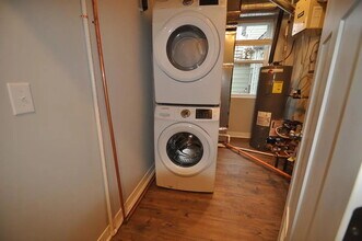 2715 30th Ave S in Minneapolis, MN - Building Photo - Building Photo