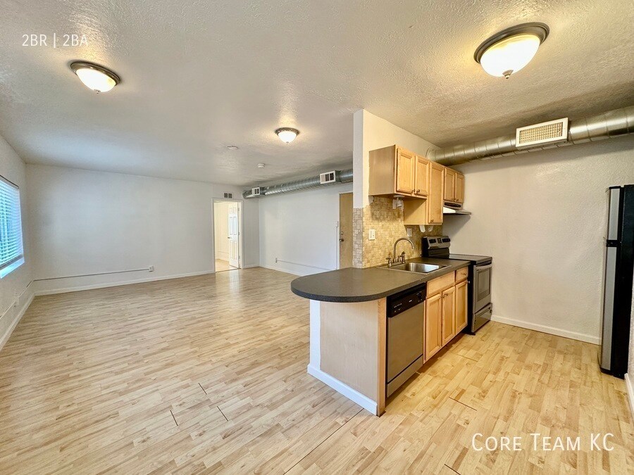629 E Armour Blvd in Kansas City, MO - Building Photo
