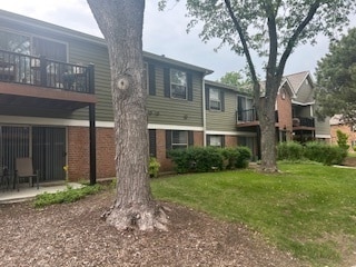 1585 Raymond Dr in Naperville, IL - Building Photo - Building Photo