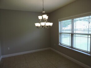 4587 Ashton Cir in Crestview, FL - Building Photo - Building Photo
