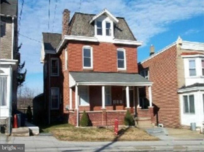 property at 608 DeKalb St