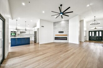 12810 E Yucca St in Scottsdale, AZ - Building Photo - Building Photo