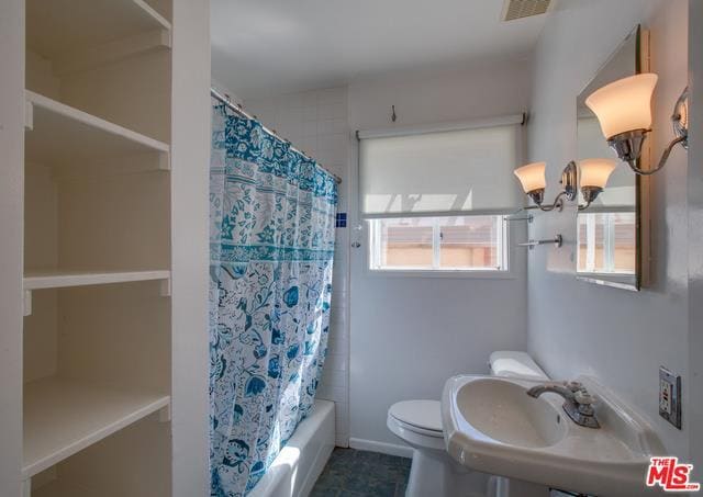 property at 1548 Cabrillo Ave