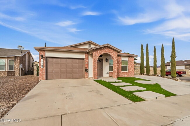 property at 14269 Escalera Dr