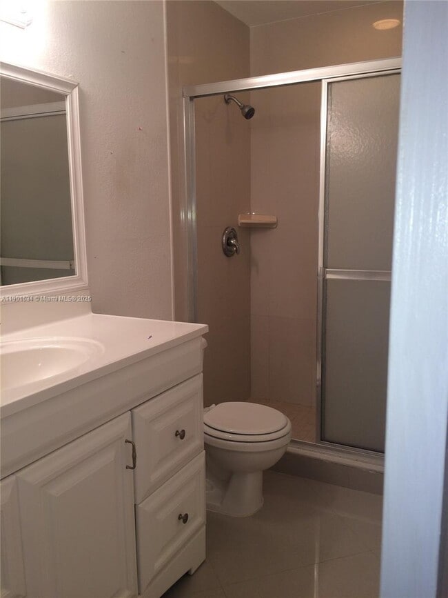 7858 Kimberly Blvd in North Lauderdale, FL - Building Photo - Building Photo
