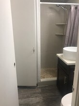 2421 Ala Wai Blvd, Unit 4A in Honolulu, HI - Building Photo - Building Photo