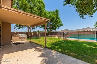 28511 N 25th Ave in Phoenix, AZ - Building Photo - Building Photo