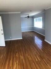 1114 N Sweetzer Ave, Unit #A in West Hollywood, CA - Building Photo - Building Photo