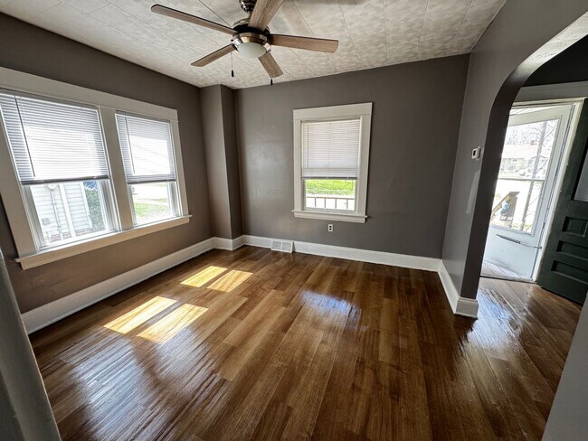 4195 W 22nd St in Cleveland, OH - Building Photo - Building Photo