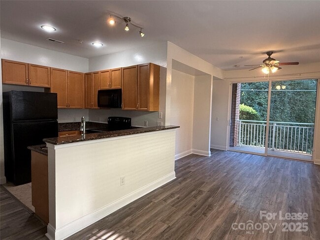 1310 Kenilworth Ave in Charlotte, NC - Building Photo - Building Photo