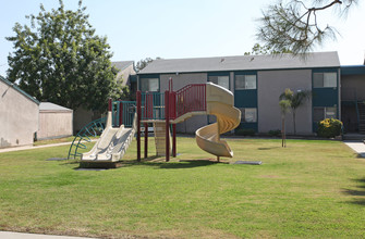 Bear Mountain Village in Arvin, CA - Building Photo - Building Photo