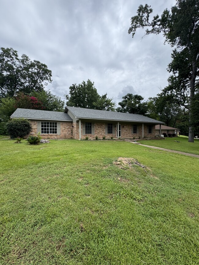 property at 302 Mobile Dr