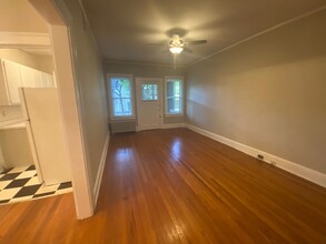 860 Briarcliff Road in Atlanta, GA - Building Photo - Interior Photo